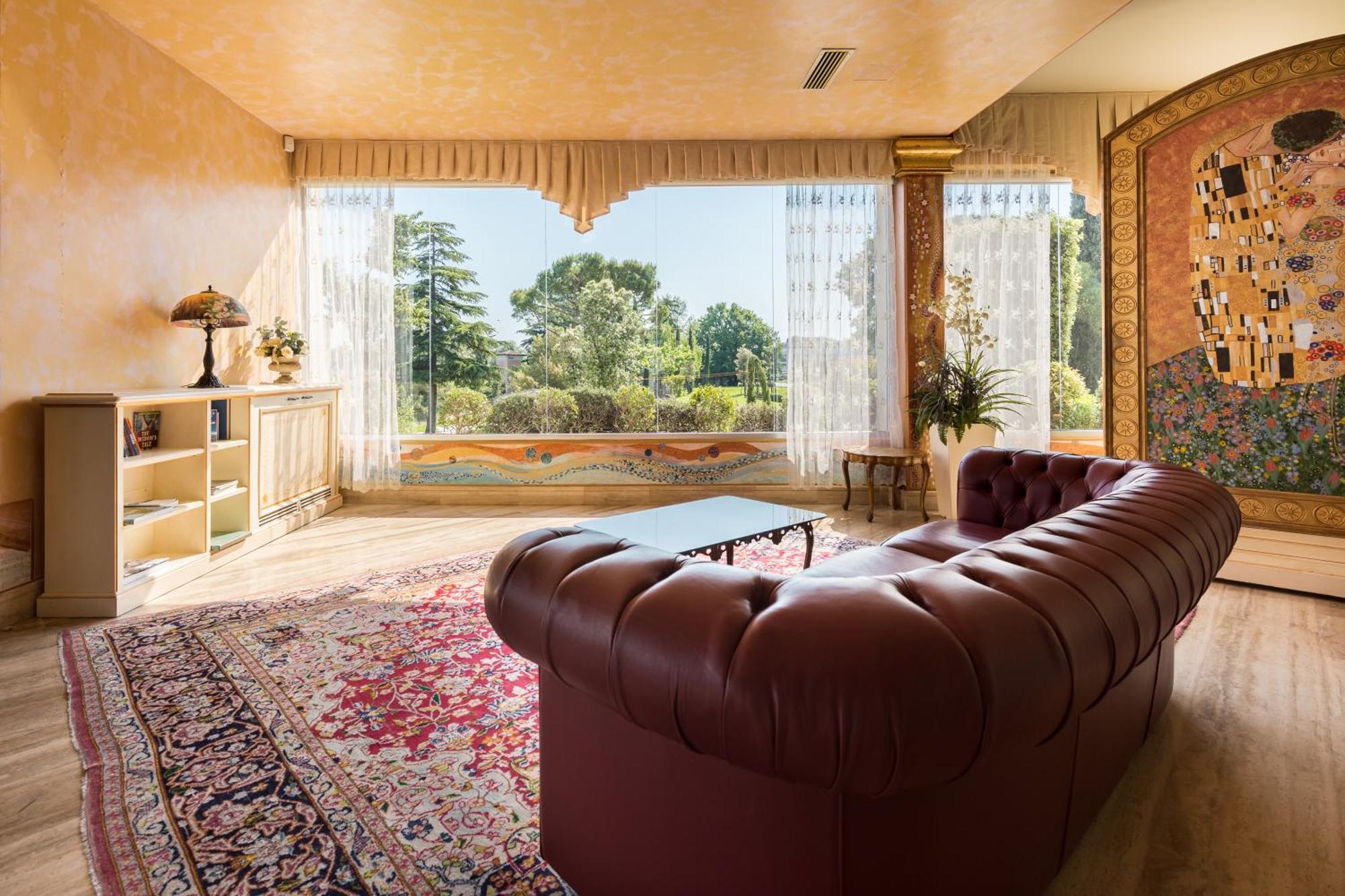 Hotel Aquila D'Oro Desenzano Desenzano del Garda Eksteriør billede