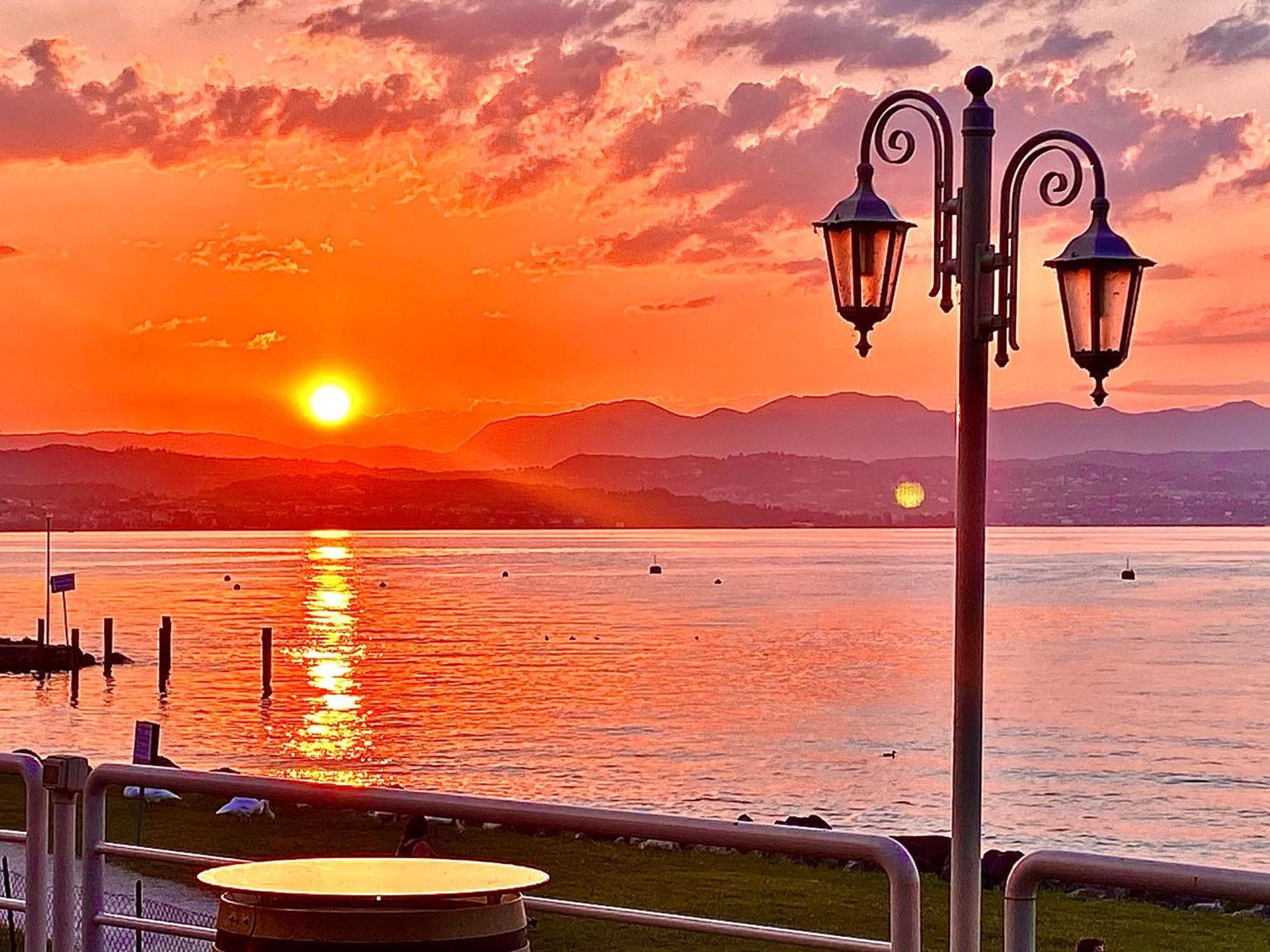 Hotel Aquila D'Oro Desenzano Desenzano del Garda Eksteriør billede
