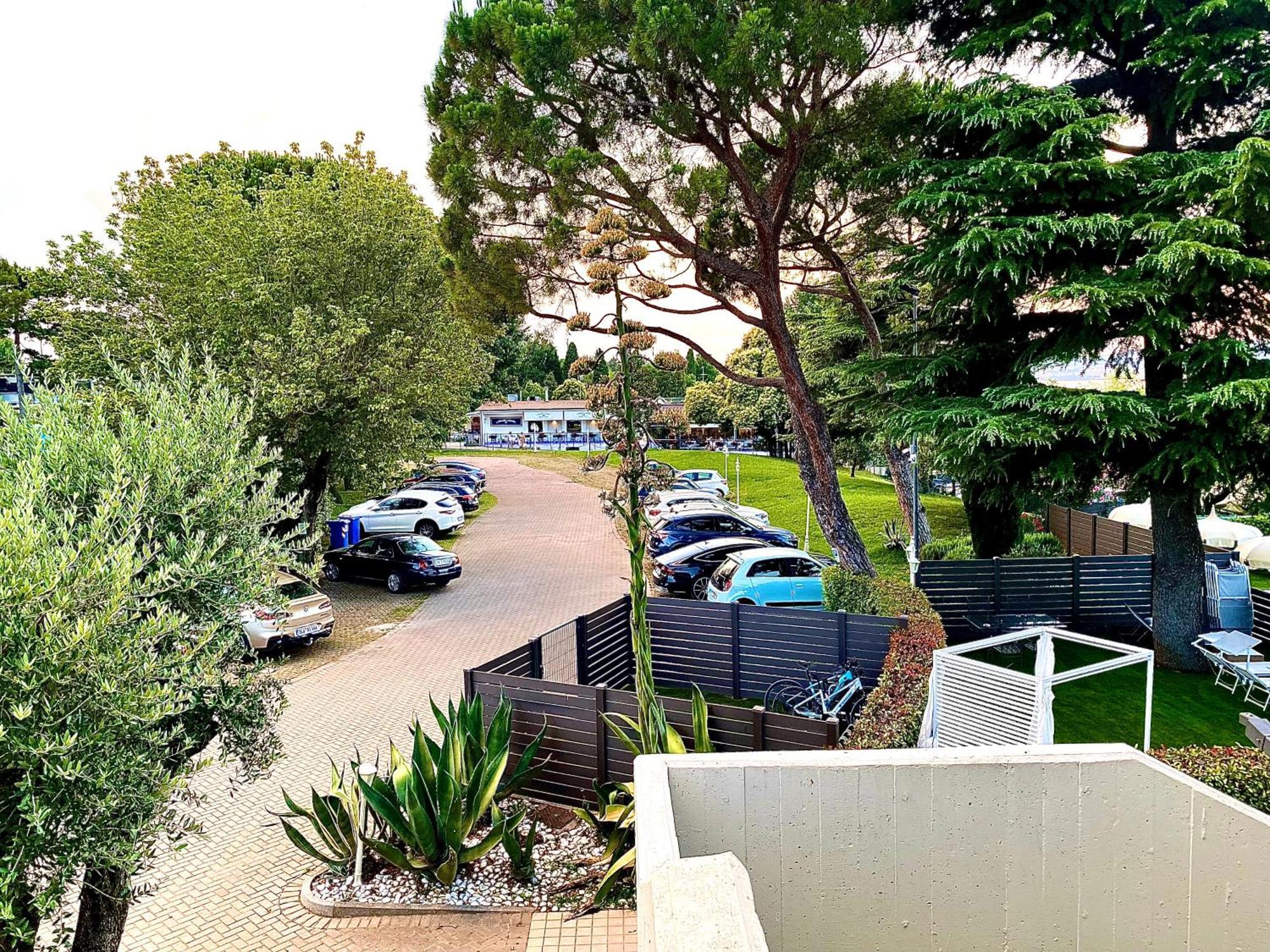 Hotel Aquila D'Oro Desenzano Desenzano del Garda Eksteriør billede