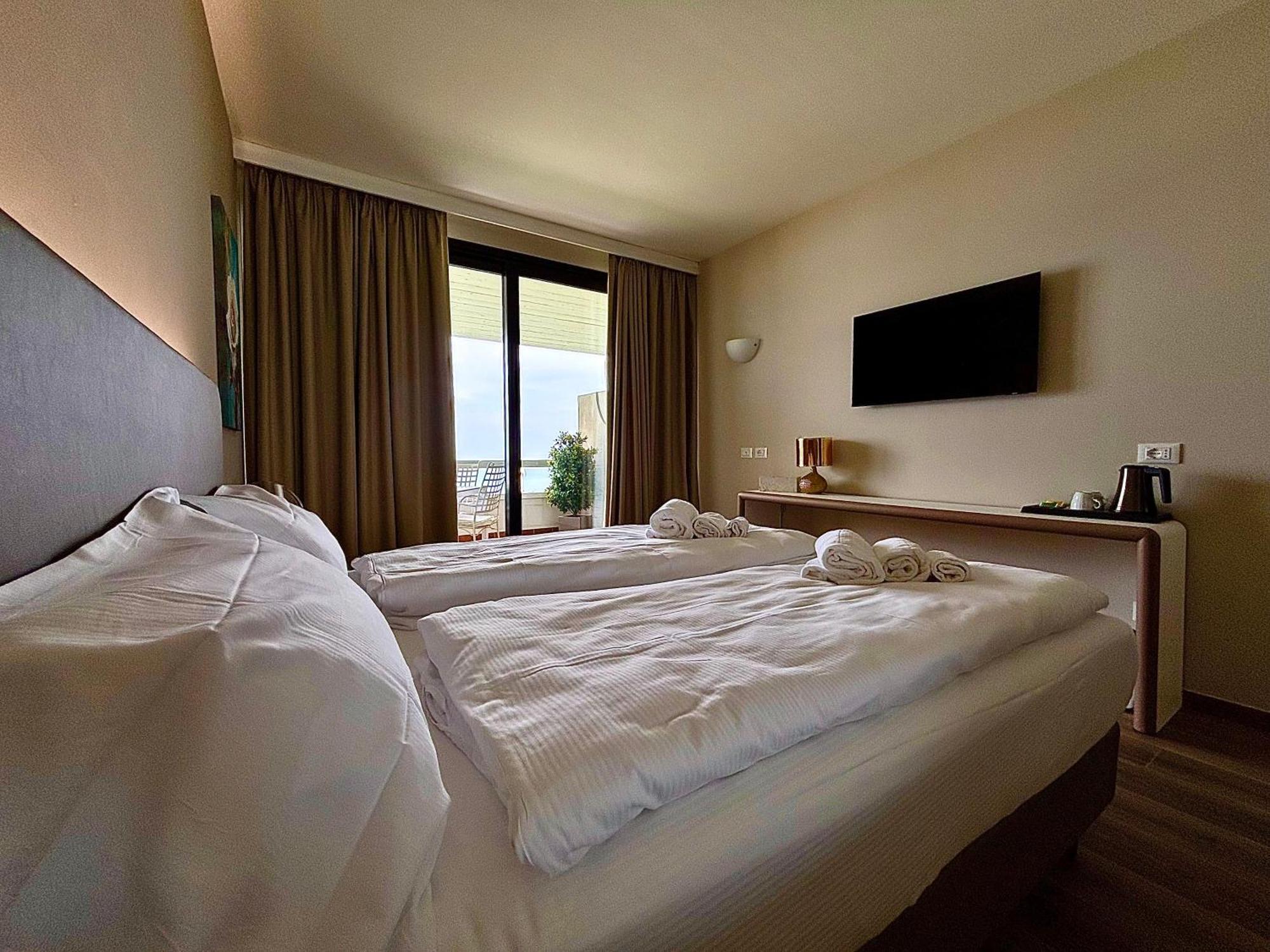 Hotel Aquila D'Oro Desenzano Desenzano del Garda Eksteriør billede